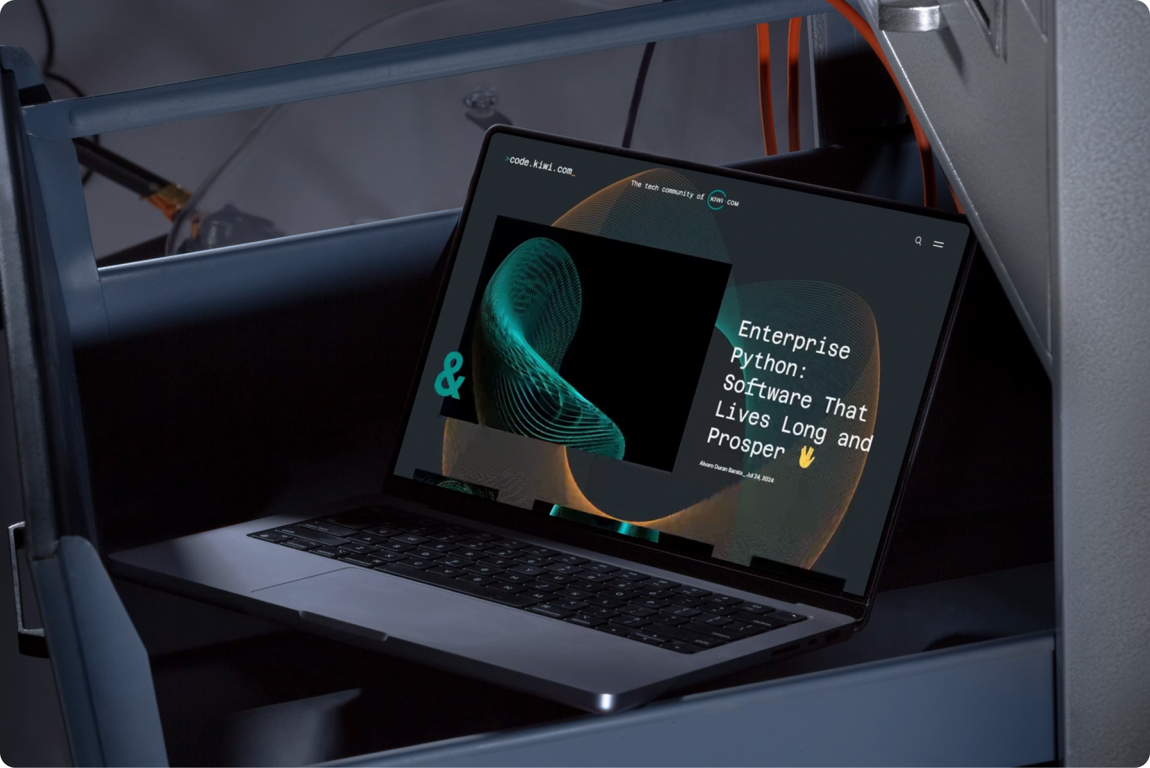 The Weather Project - KIWI.COM // WEBDESIGN / BRANDING