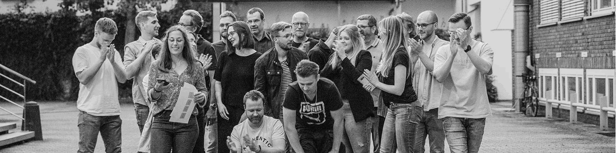 active value GmbH Team
