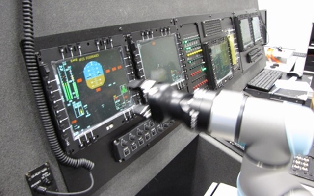 WIANCO OTT Robotics GmbH Project - End-to-end cockpittestautomatisering voor avionicasystemen