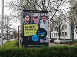 DIE KAVALLERIE GmbH Project - U VERDIENT ONS, WIJ