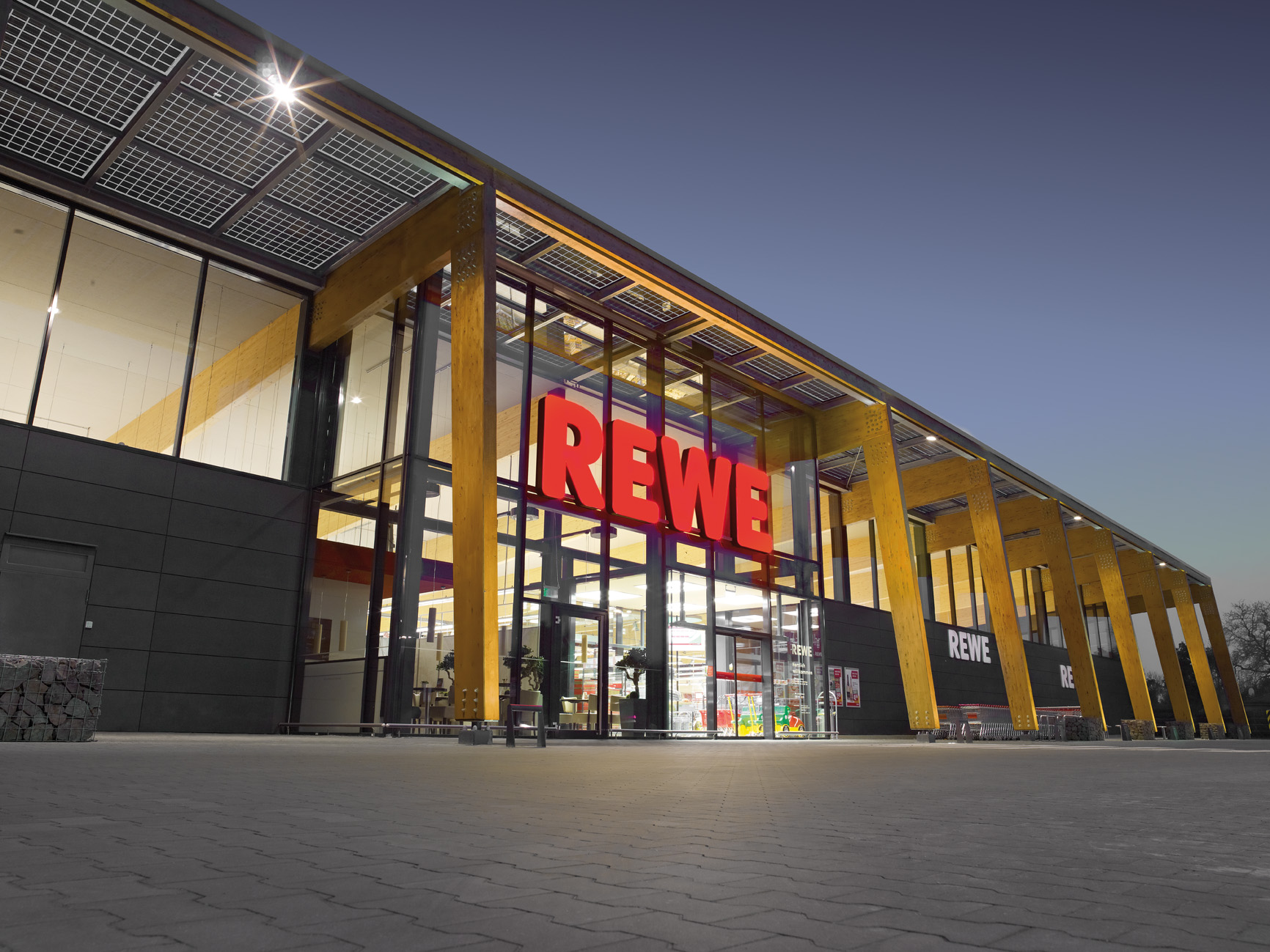elanyo GmbH Project - Herlancering van campagnemanagementsysteem in LEH